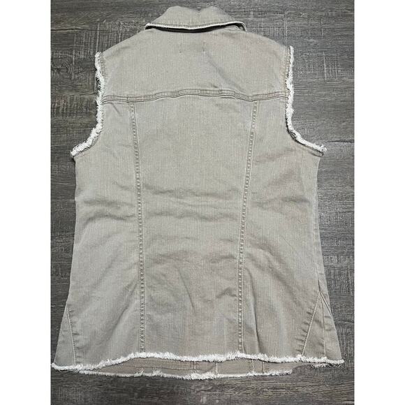 LOGO by Lori Goldstein Women's Denim Gray Distressed Vest & Boyfriend Jeans - Picture 16 of 16